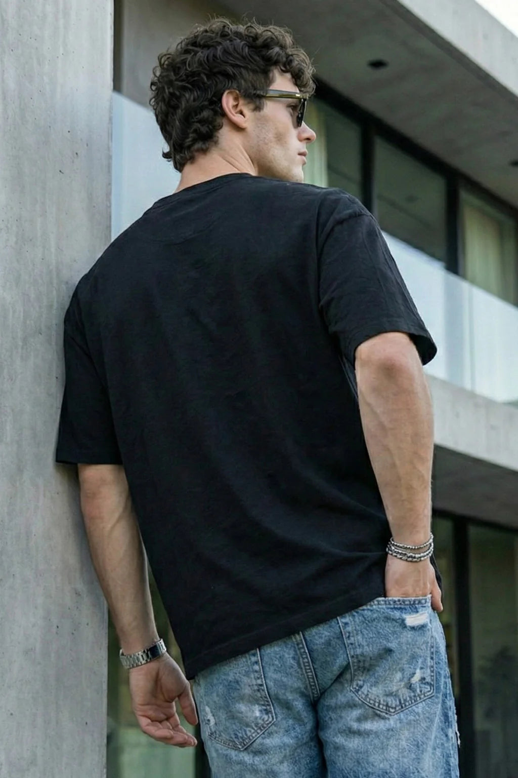 Black  Unisex Oversized T-Shirt